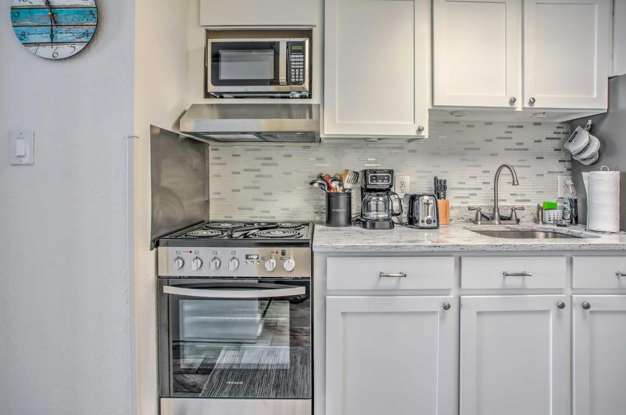 Airy Oceanfront Myrtle Beach Condo With Balcony Kültér fotó